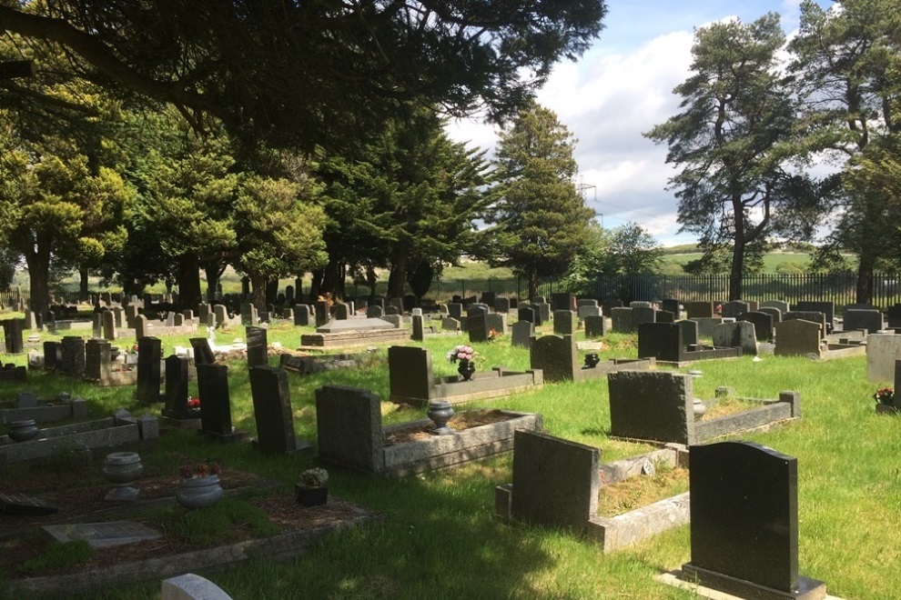 Commonwealth War Graves Bryn-Y-Gaer Cemetery