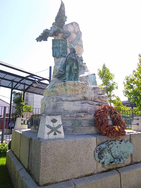 Monument Andrs Diego Torrejn Garca