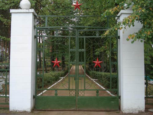 Sovjet Oorlogsbegraafplaats Daugavpils