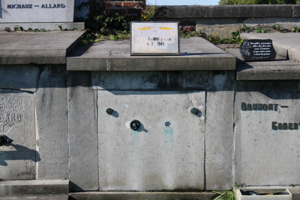 Belgian Graves Veterans Ham-sur-Sambre #2