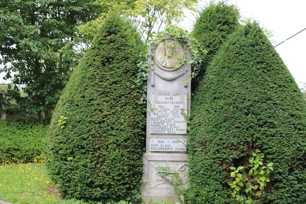 War Memorial Sint-Lambrechts-Herk #2