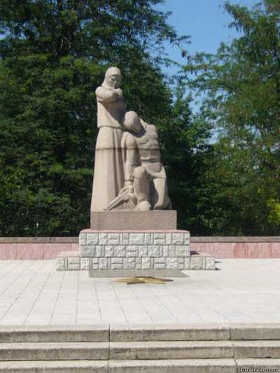 Mass Grave Soviet Soldiers Piatykhatky