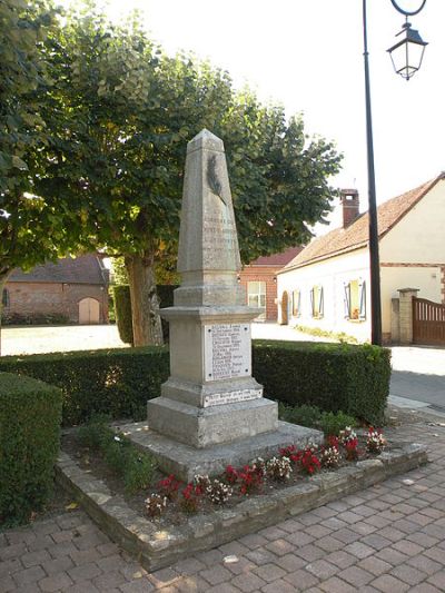 Oorlogsmonument Le Mont-Saint-Adrien
