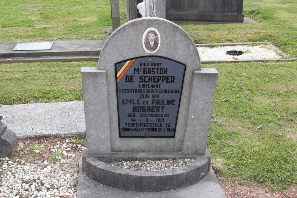 Belgische Oorlogsgraven Erembodegem