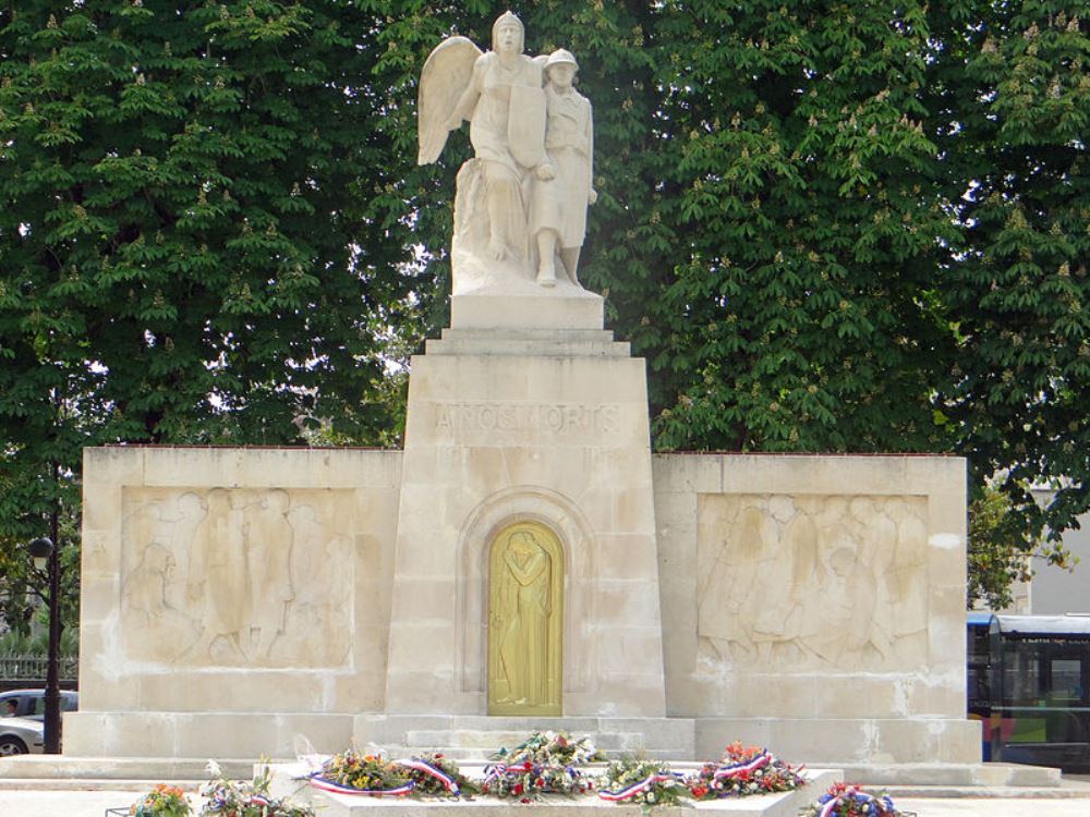 War Memorial Agen