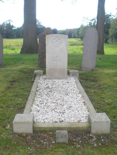 Commonwealth War Grave De Wijk