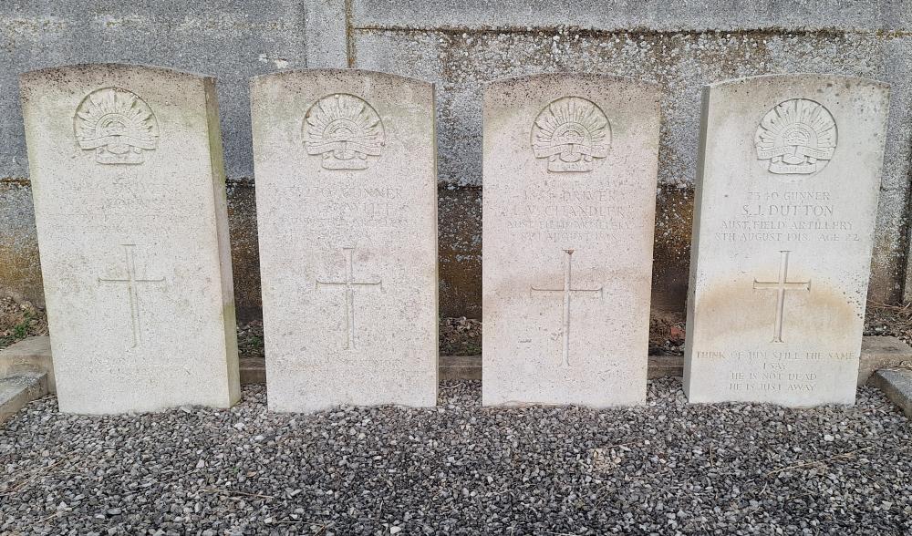 Commonwealth War Graves Vaire-Sous-Corbie #2