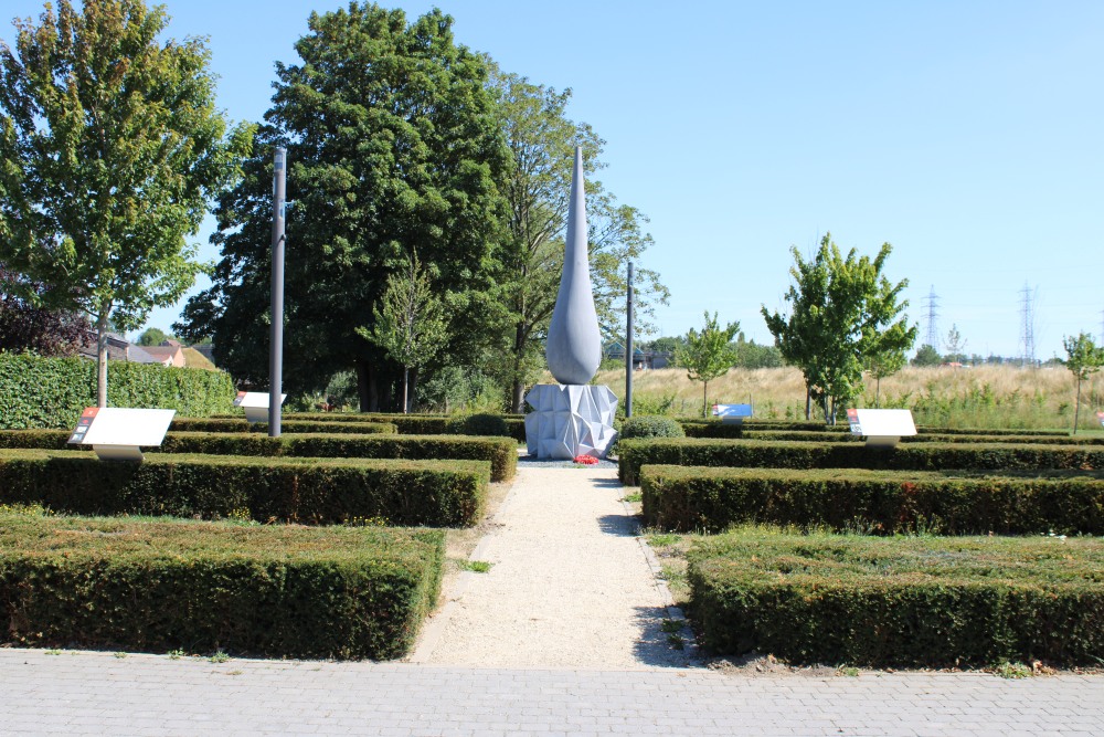 Memorial Georges Lawrence Price Ville-Sur-Haine	