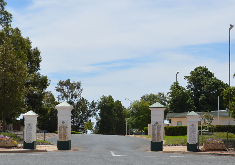 War Memorial Gates Merbein