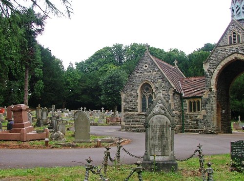 Commonwealth War Graves Keynsham Cemetery