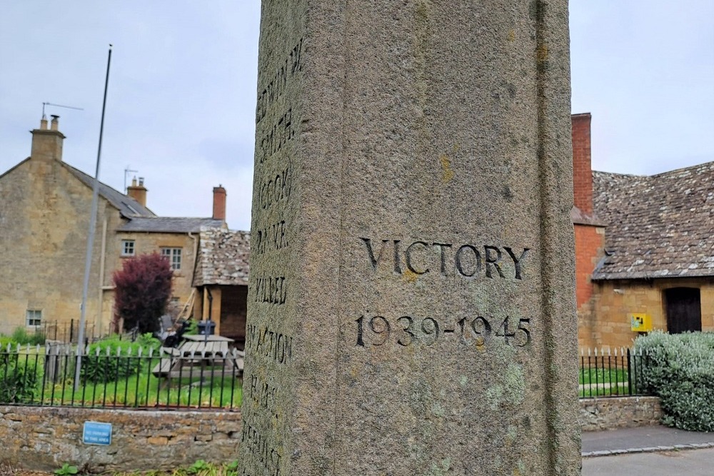 Oorlogsmonument Norton Estate #2