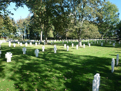 German War Cemetery Caudry