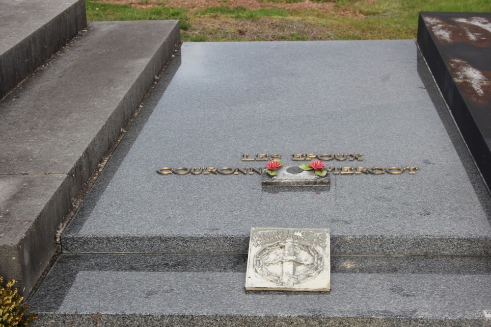 Belgian Graves Veterans Vieux-Genappe
