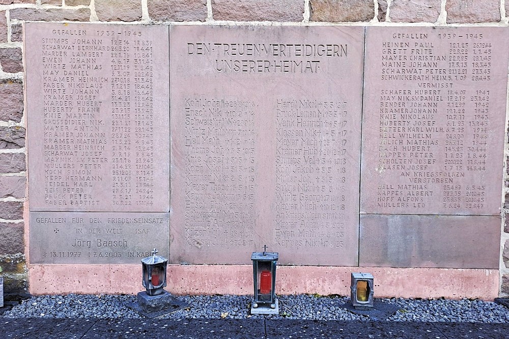 War Memorial Densborn #2