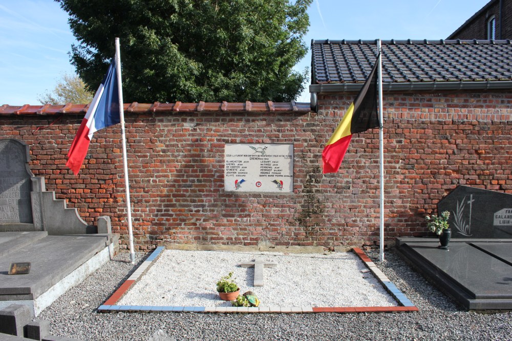 Belgische en Franse Oorlogsgraven Crehen