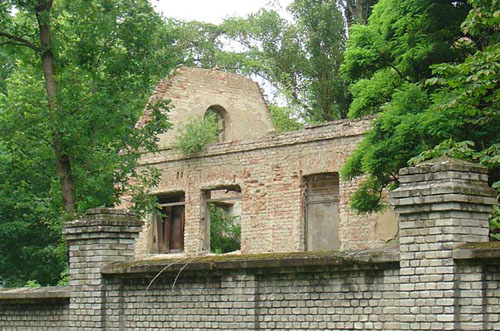 Restant Mausoleum Italiaanse Krijgsgevangenen