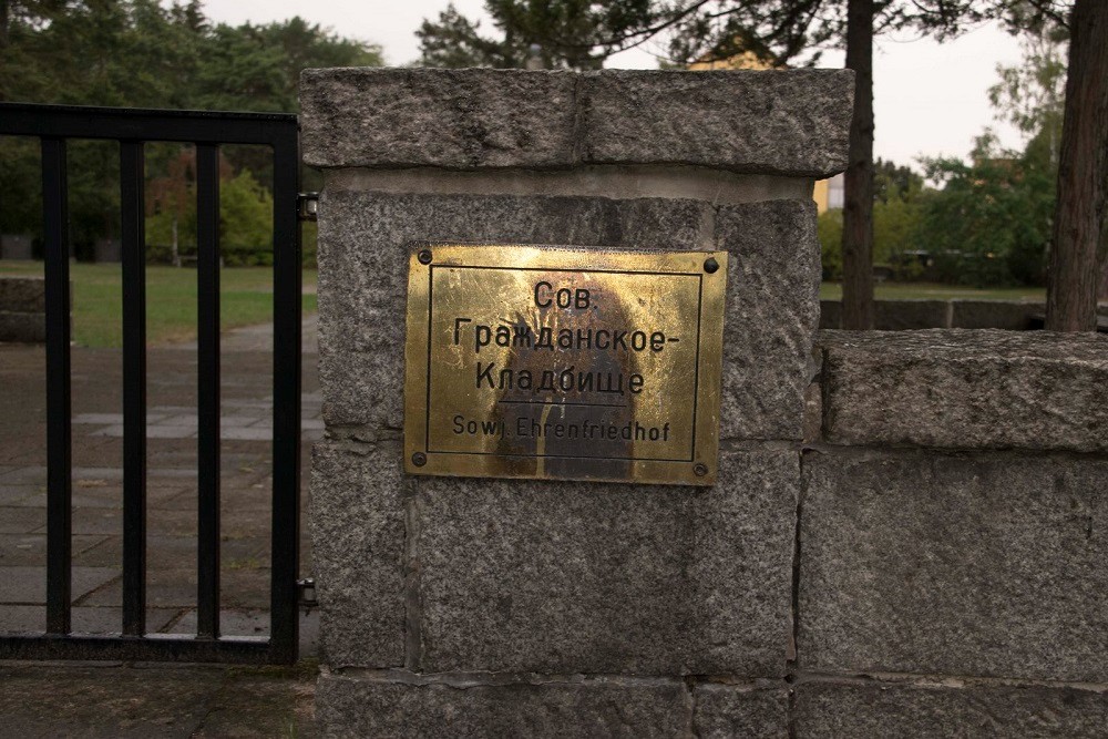 Sovjet Oorlogsbegraafplaats Oranienburg