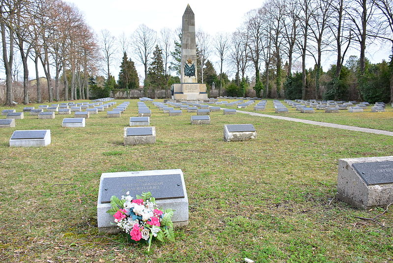 Sovjet Oorlogsbegraafplaats Baden