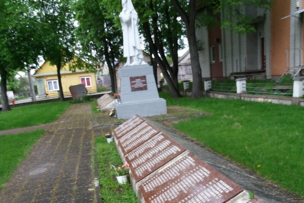 Sovjet Oorlogsbegraafplaats iemariai