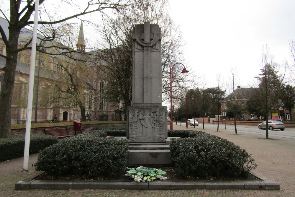War Memorial Sint-Lenaarts