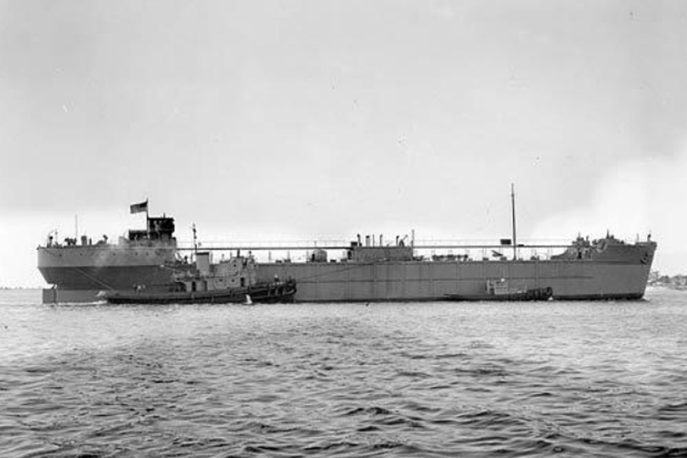 Shipwreck U.S.S. YO-159