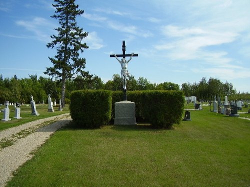 Commonwealth War Graves Sainte Rose du Lac Cemetery