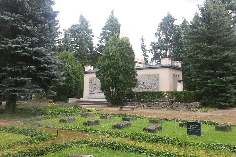 Sovjet Oorlogsbegraafplaats Baruth
