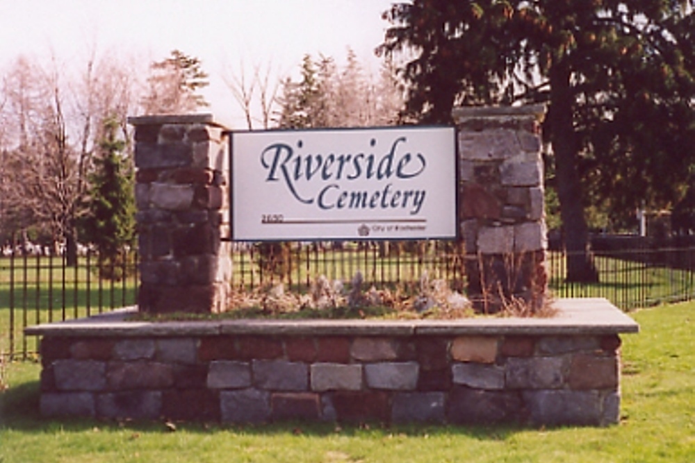 American War Graves Riverside Cemetery