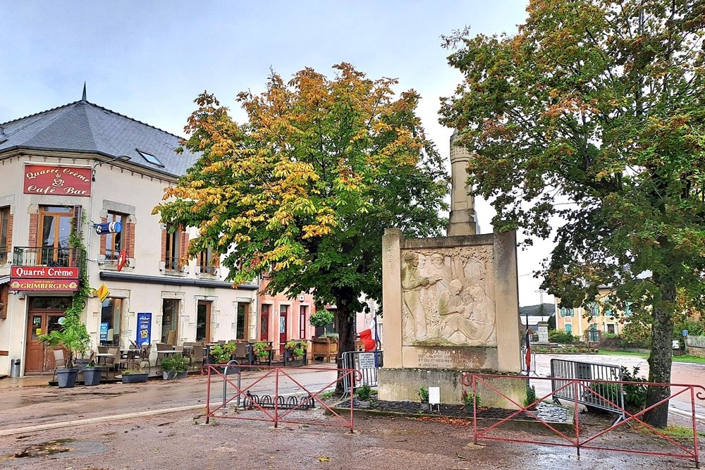 War Memorial Quarr-ls-Tombes #1