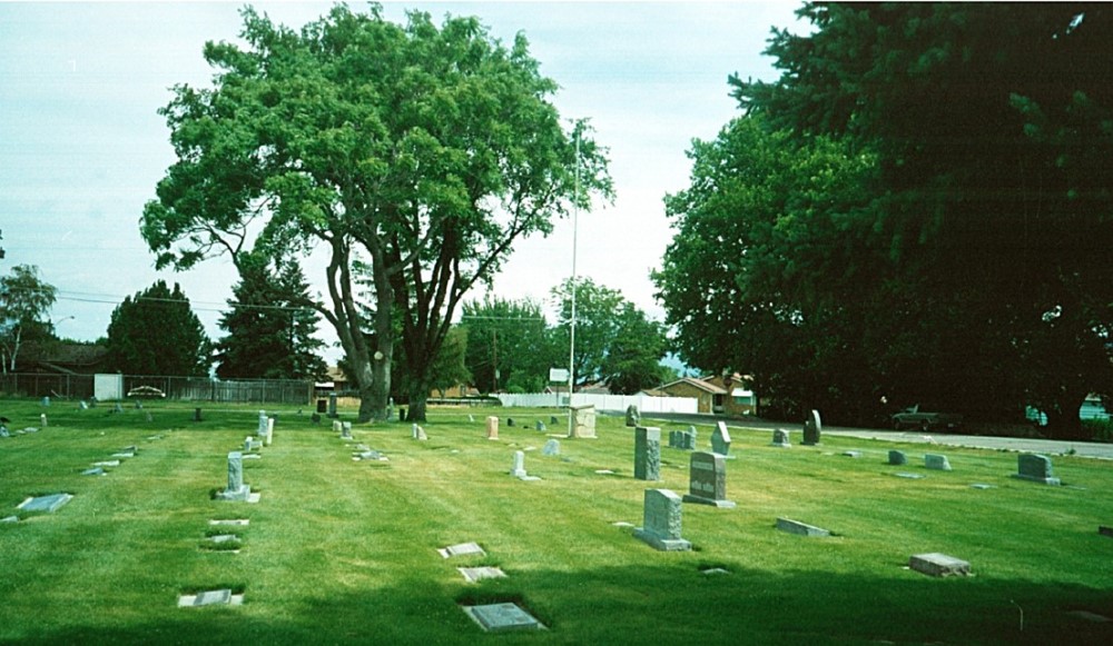 American War Graves Roy City Cemetery