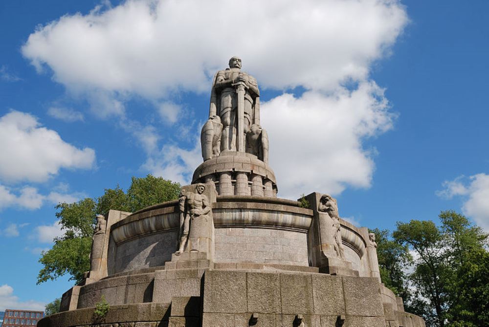 Bismarck-monument Hamburg