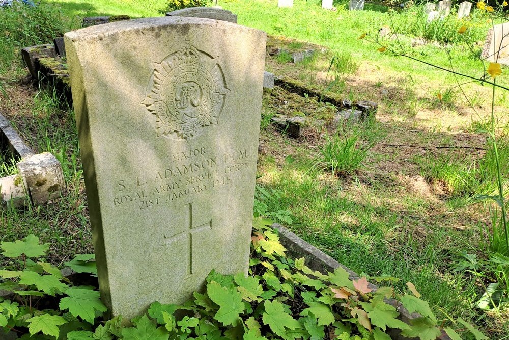 Commonwealth War Graves St Mary Churchyard #3