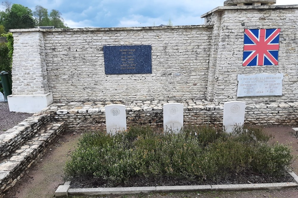 Oorlogsgraven van het Gemenebest en Monument Tourville-sur-Odon #4