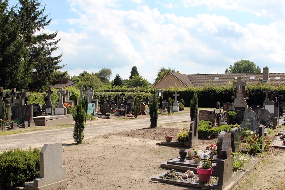 Brouwhuis Cemetery