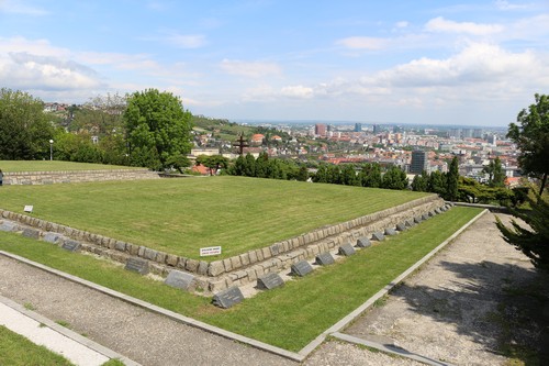 Sovjet Oorlogsbegraafplaats Slavn Bratislava