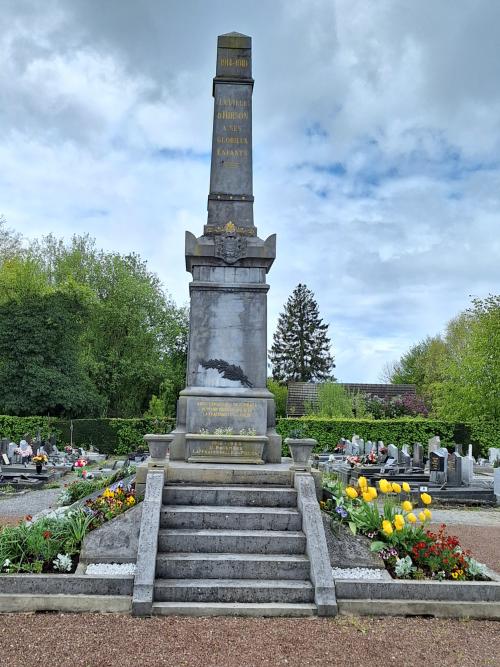 War Memorial Hirson #4