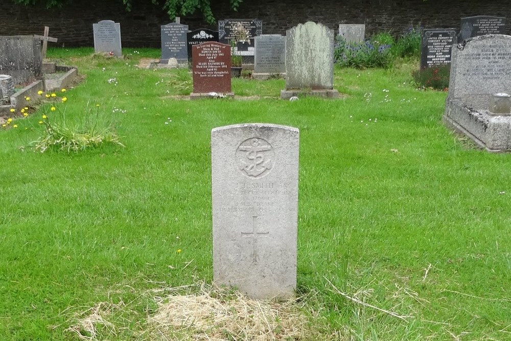 Commonwealth War Grave Iron Acton Cemetery