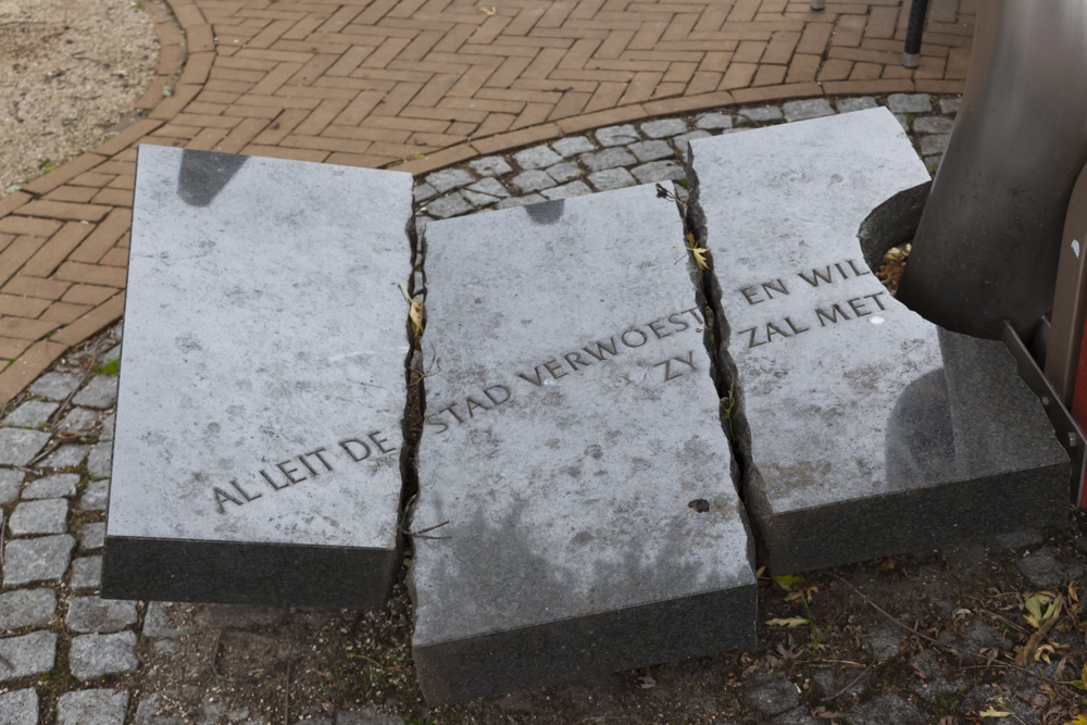 War Memorial Rhenen #3