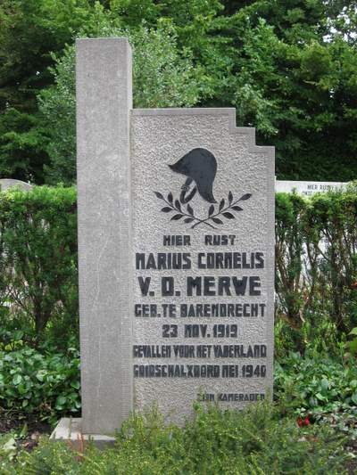 Dutch War Graves Barendrecht