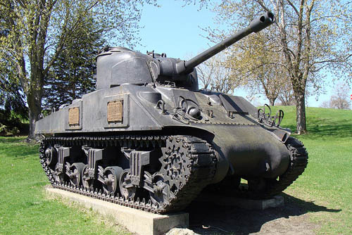 M4A3(75) Sherman Tank Redwood Falls