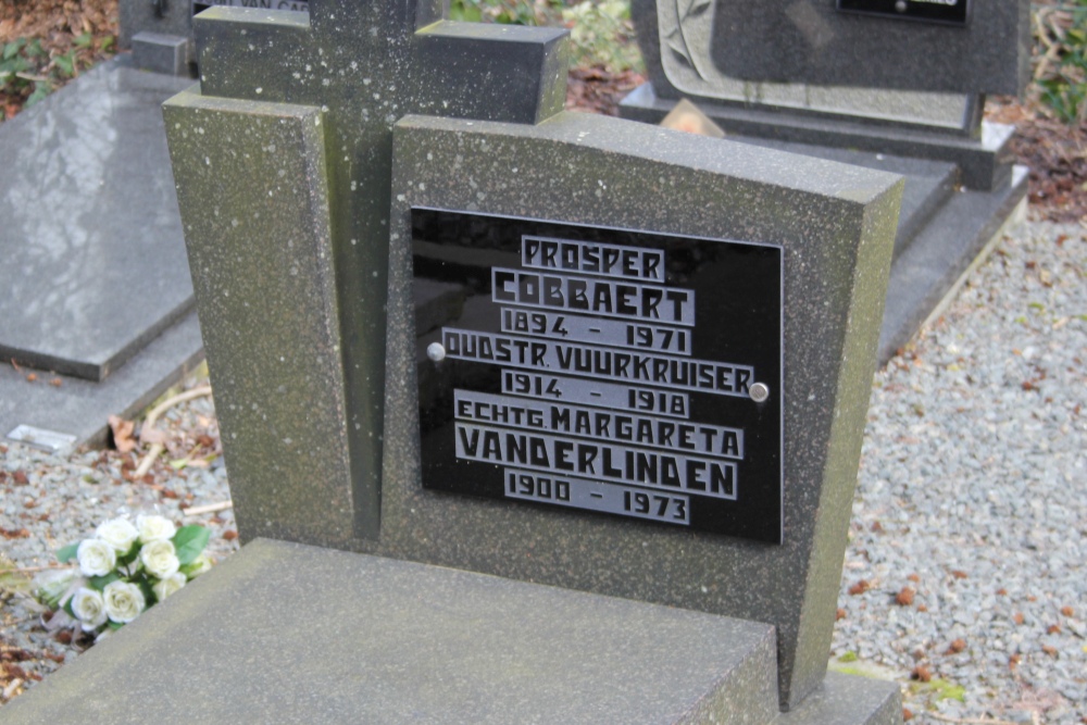 Belgian Graves Veterans Vloerzegem	