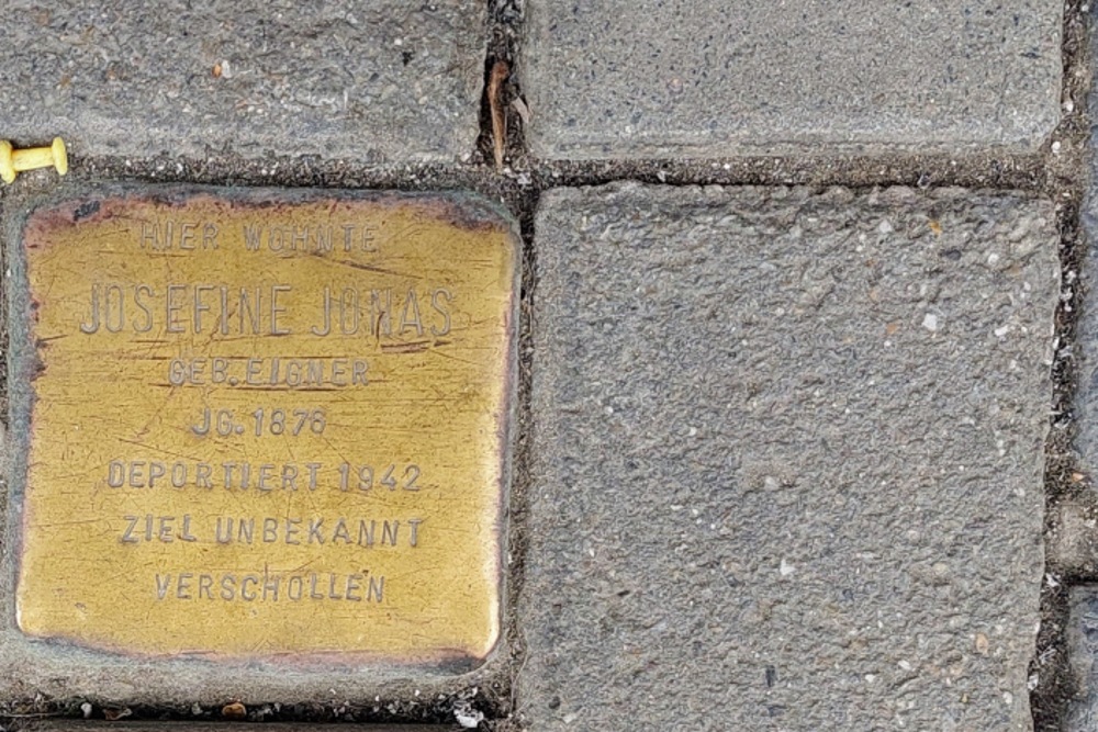 Stolpersteine Schlossstrae 32 #4