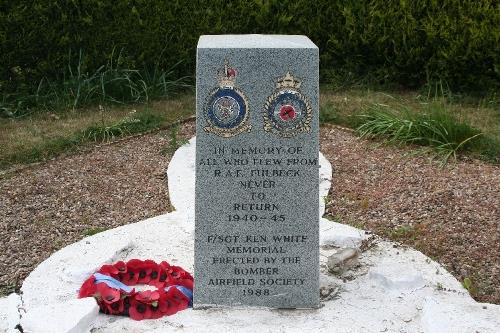 Monument RAF Fulbeck