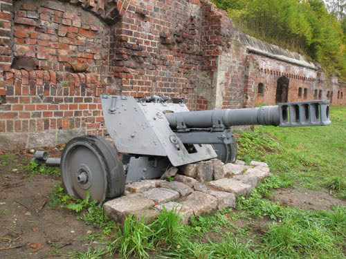 7,5 cm Infanteriegeschtz 37 Kaliningrad