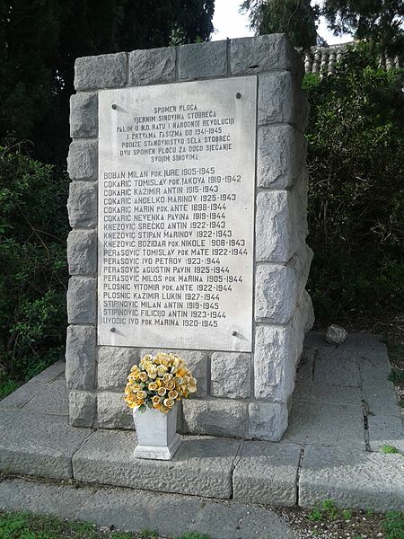 Monument Omgekomen Partizanen Stobreč