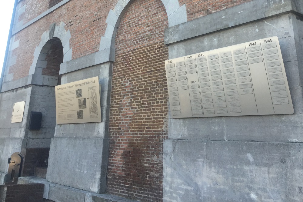Memorial Civilian Victims Navy Yard Willemsoord Den Helder