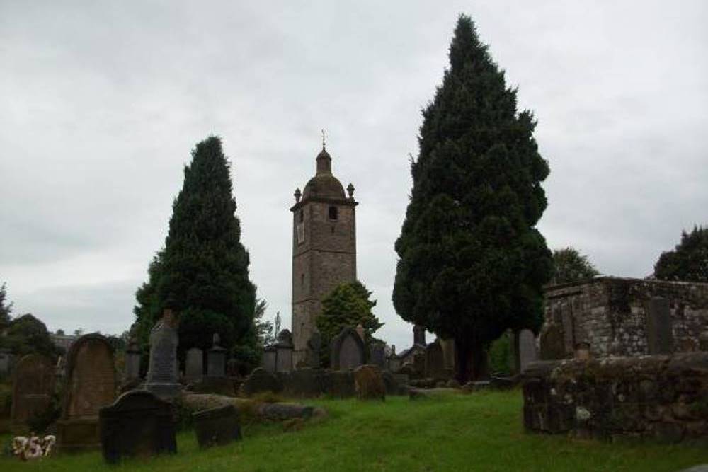 Oorlogsgraven van het Gemenebest St. Ninians Old Churchyard