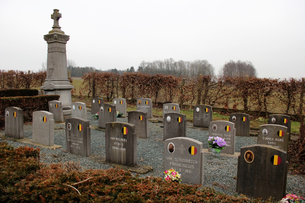 Belgian Graves Veterans Essene