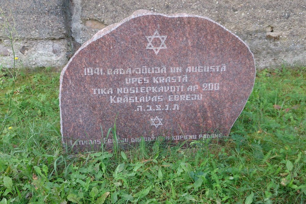Monument Executieplaats Rivieroever Daugava