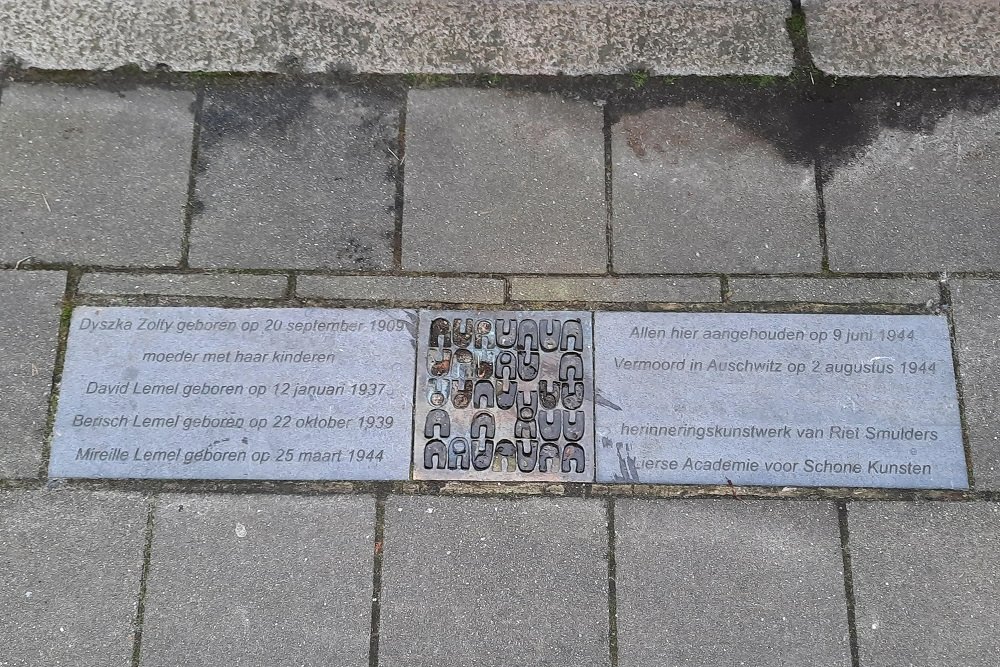 Remembrance Stones Pannenhuisstraat 144